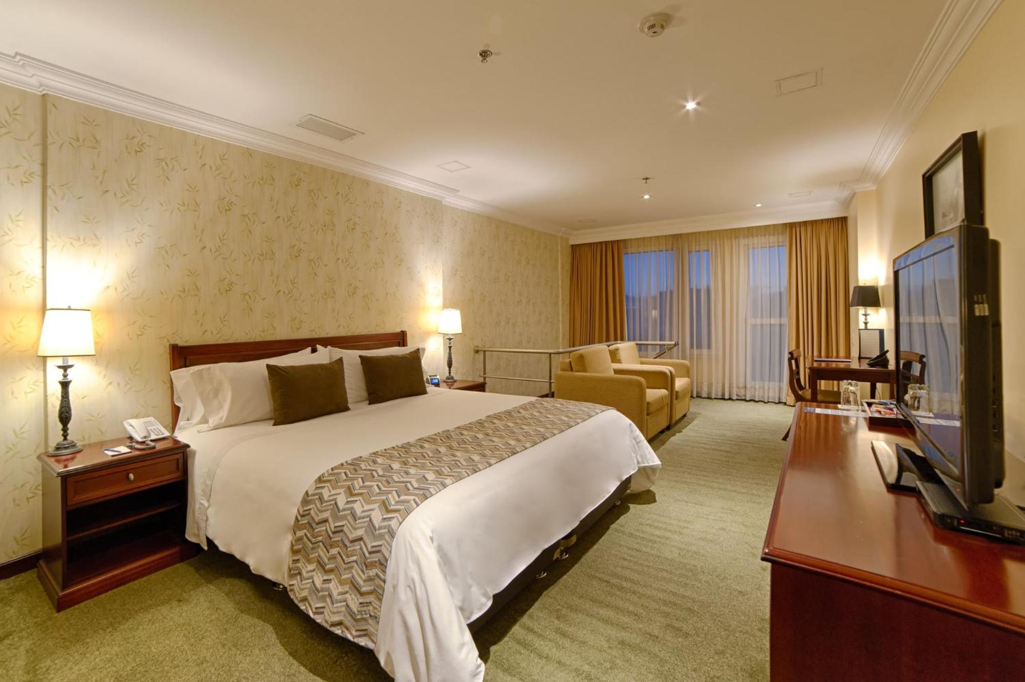 فندق وسبا كازا دان كارلتون بوغوتا المظهر الخارجي الصورة A room at the hotel